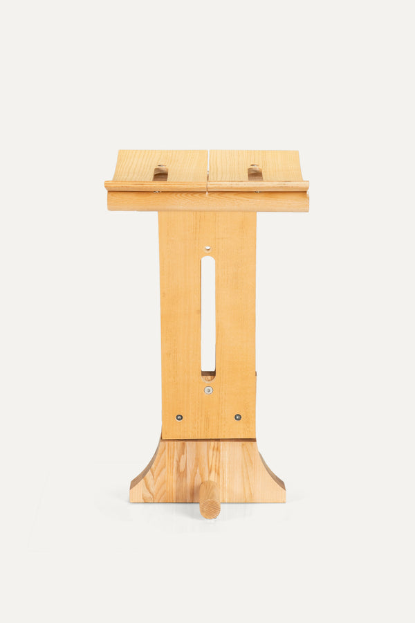 (OOM).06_STOOL