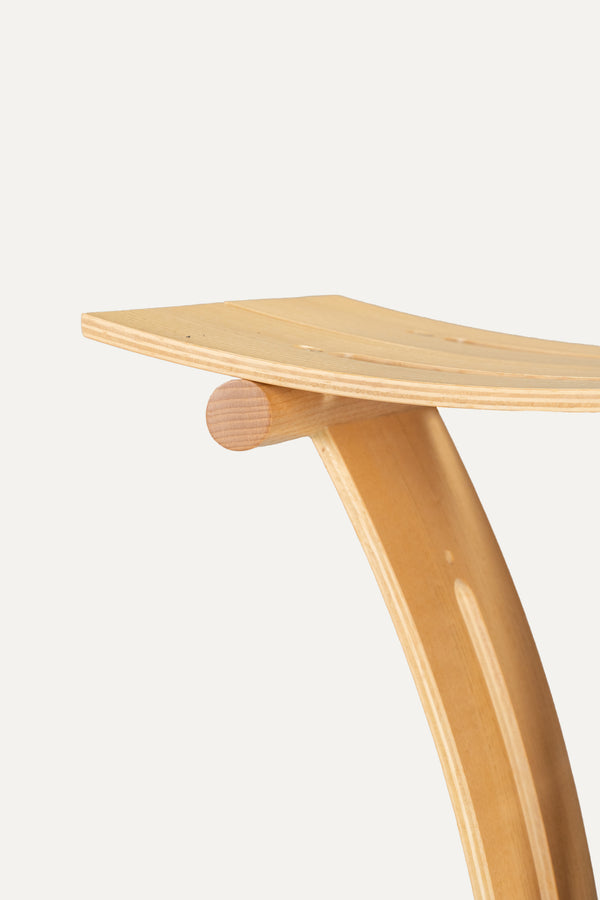 (OOM).06_STOOL