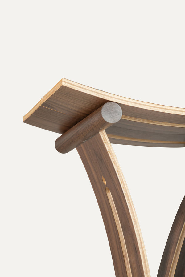 (OOM).06_STOOL