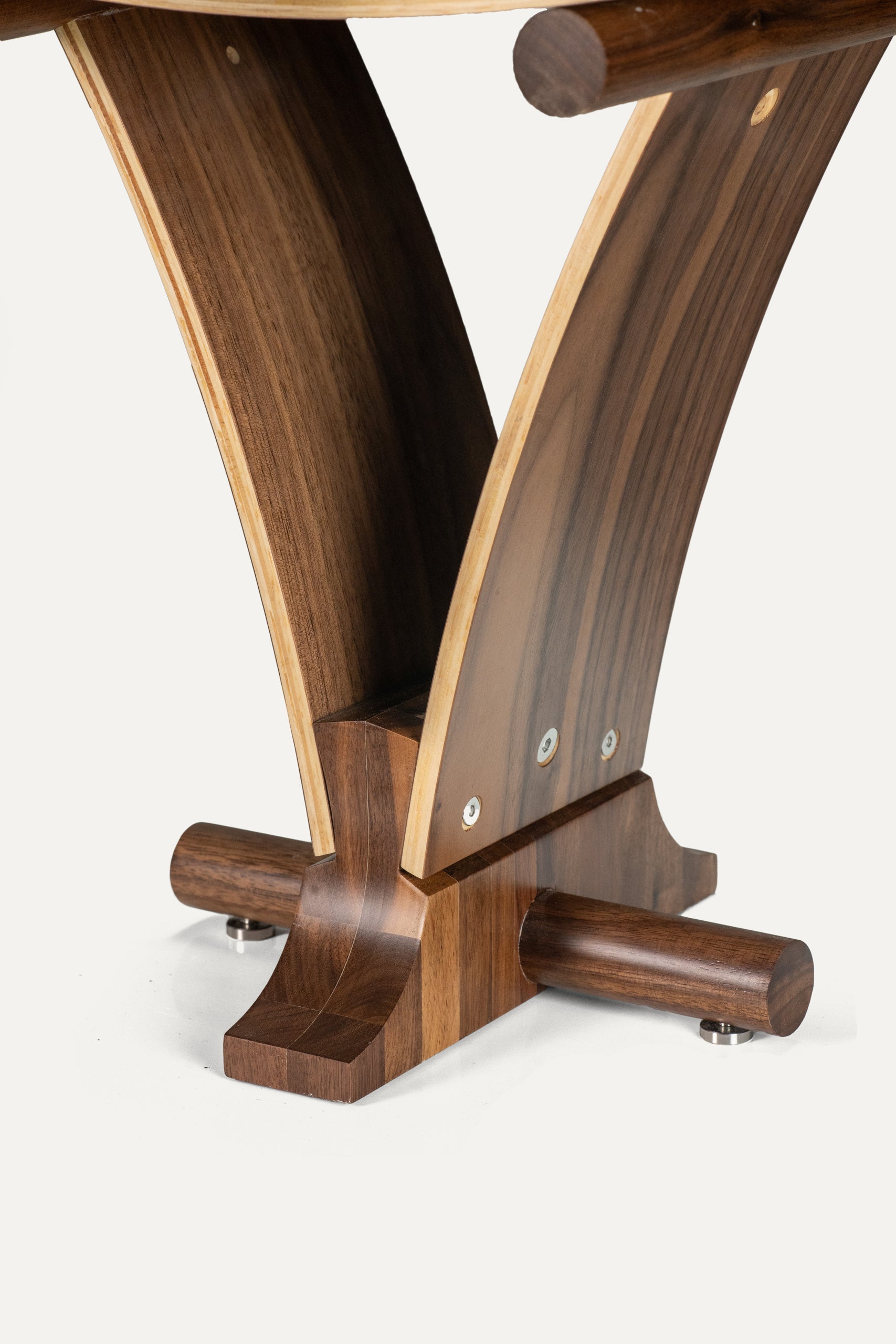 (OOM).05_FOOTSTOOL